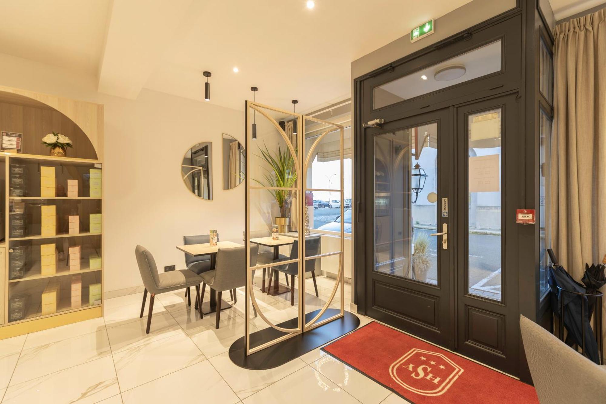 Hotel Le Saint-Yves Le Treport Luaran gambar